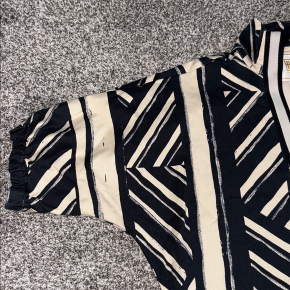 Emily McCarthy Toni Dress in Navy/Cream - Picture 2 of 5